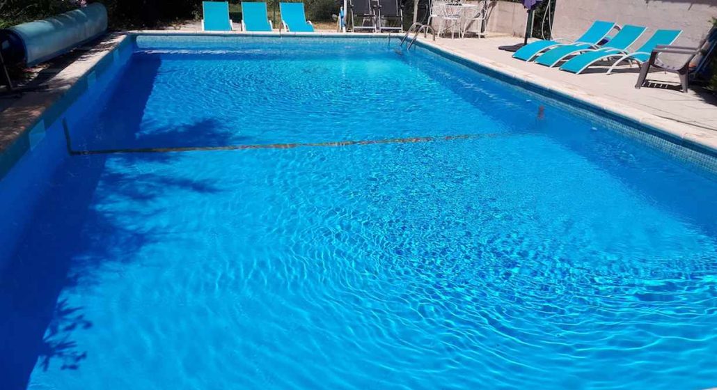 Maison avec piscine et vue
