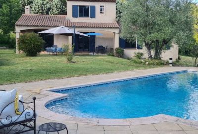 VILLA AVEC PISCINE ET CLIMATISATION PROCHE AIX EN PROVENCE_Fuveau